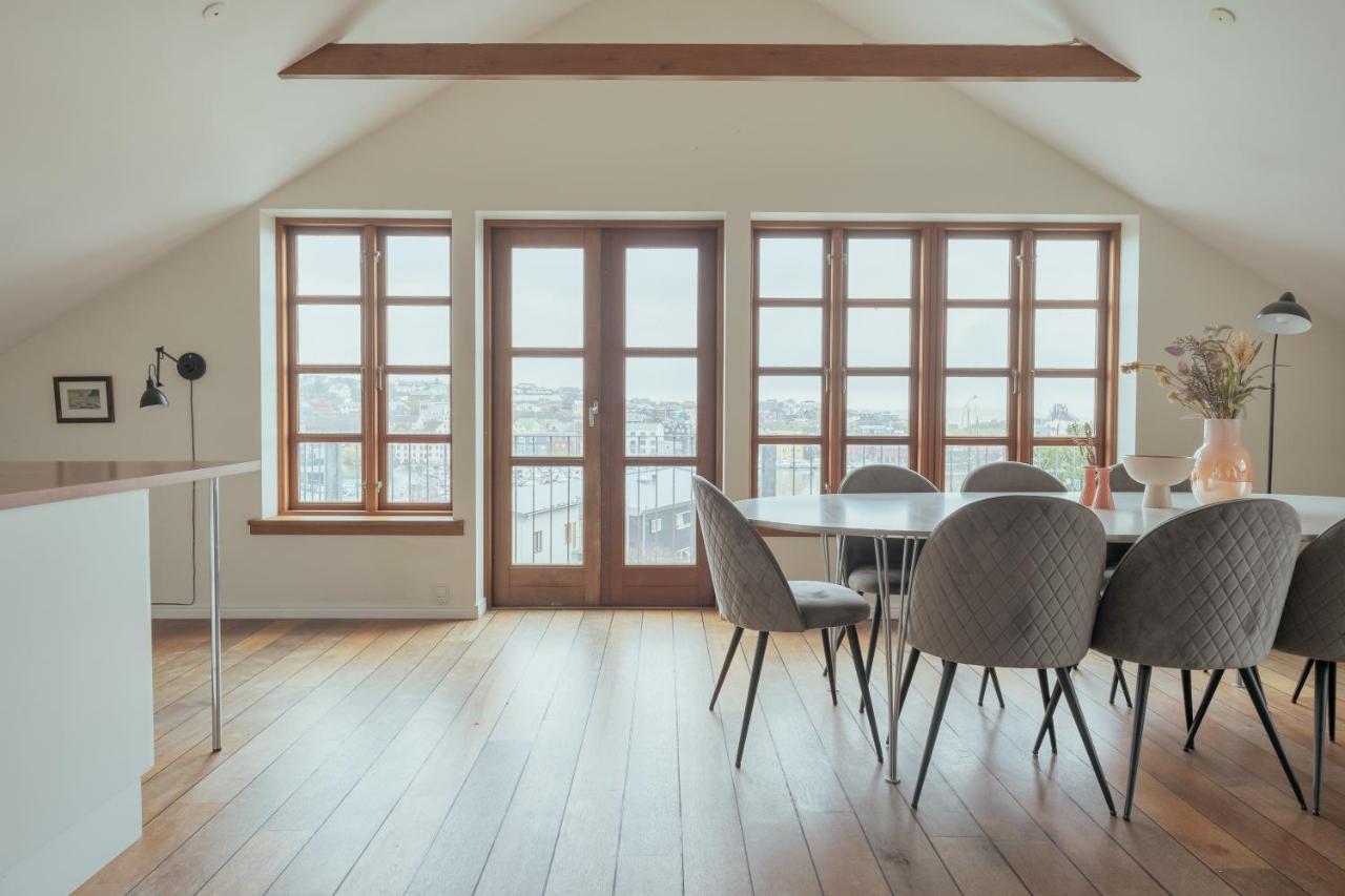 Penthouse / 4 Bedroom / Downtown / Harbour View Torshavn Exterior photo